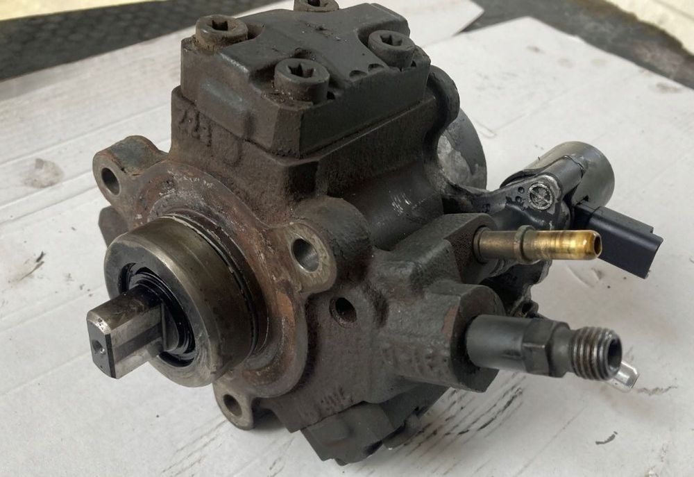 Pompa injectie Cod: BK2Q-9B395-BB Ford Transit Custom [2012 - 2018] Au