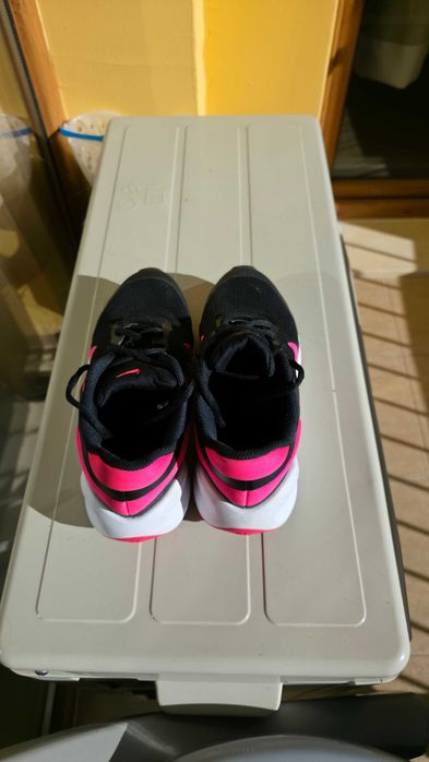 Маратонки nike 35,5р.