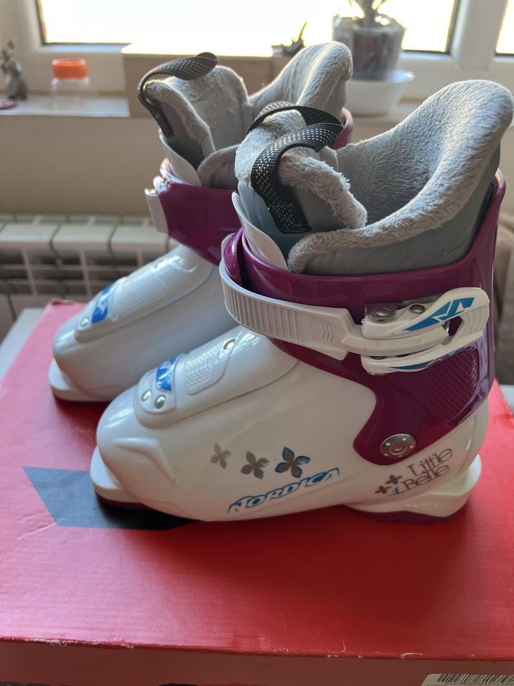 Ски обувки Nordica Little belle