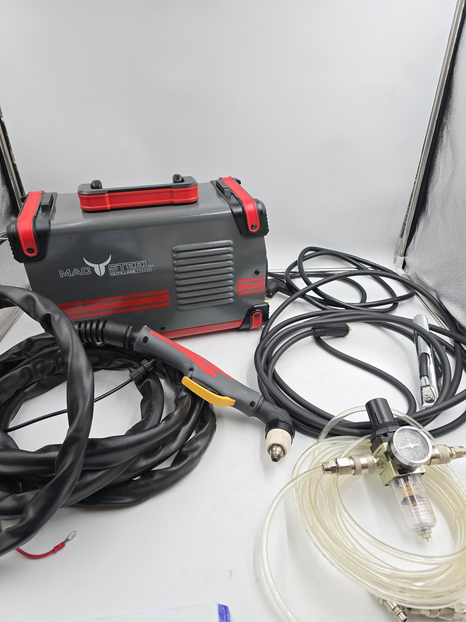 Plasma mac steel mst3200  Aparat de tăiat metal