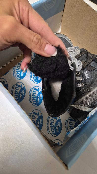 Детски ботуши Тодор 21 номер + подарък пантофи