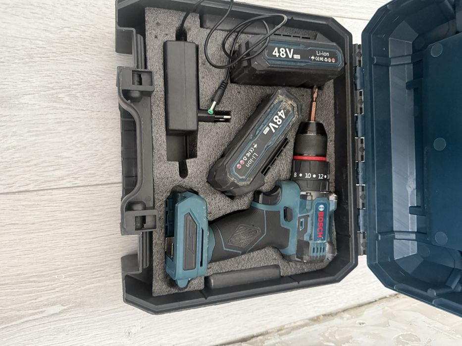 Шуруповерт Bosch