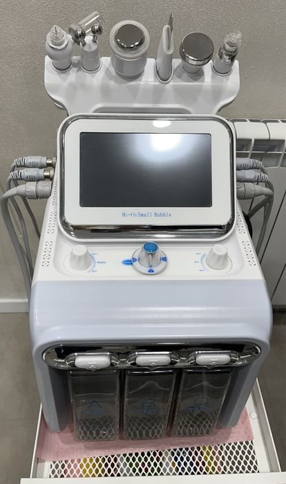 Професионален козметичен апарат 6 в1