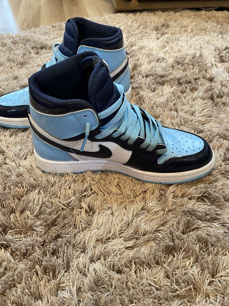 Jordan 1 Retro High UNC Patent