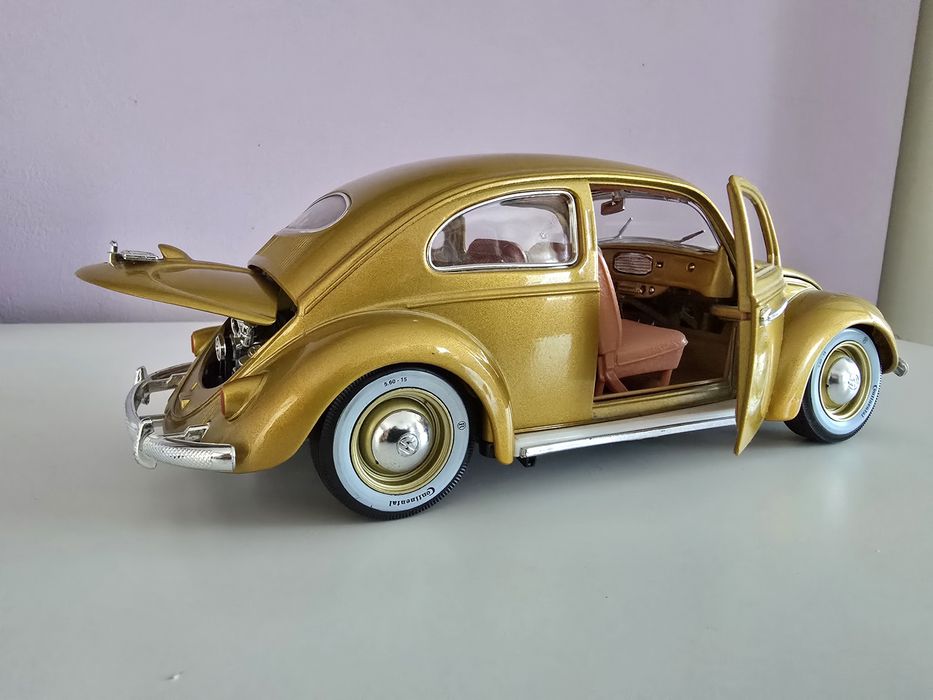 Macheta Volkswagen Beetle Kafer 1/18