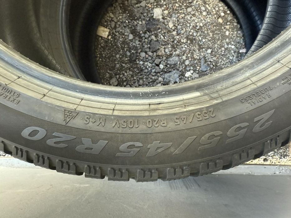 255/45/20 Pirelli 2 бр 2022