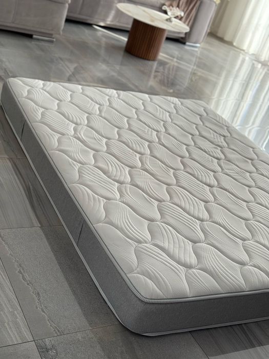 Saltea Dormeo 160x200 cm – spumă cu memorie – stare excelentă