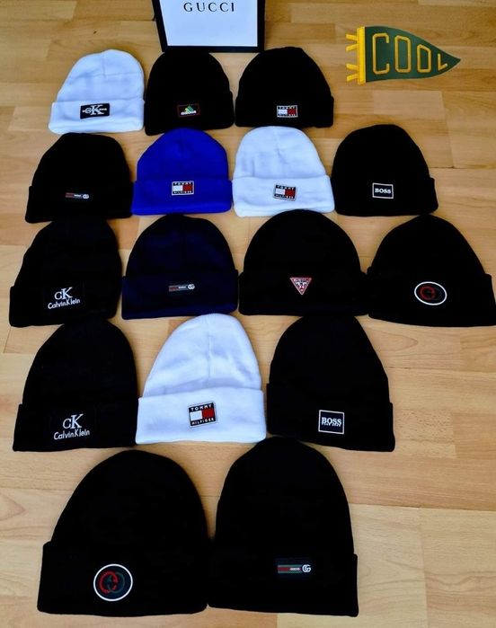 Fesuri unisex logo brodat diverse modele, marime universala