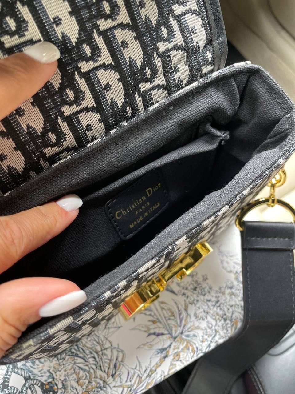 Нова Чанта Диор dior