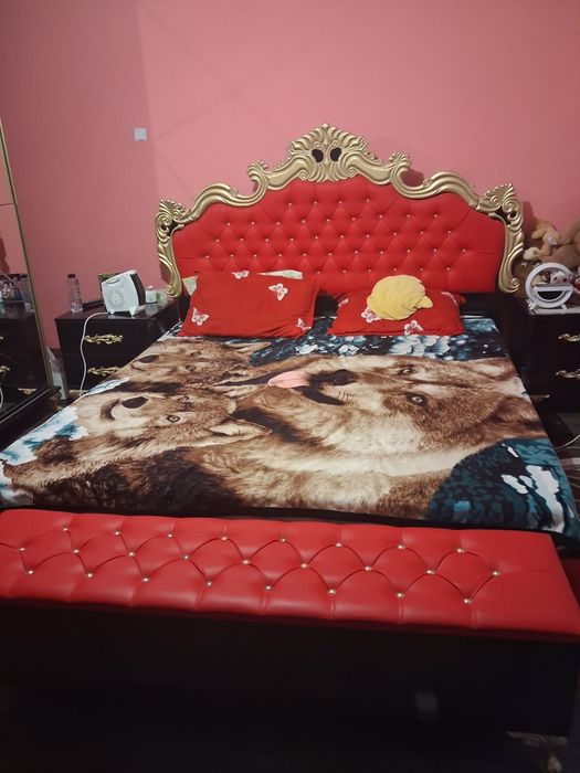 Mobila dormitor cei interesați sa ma contacteze