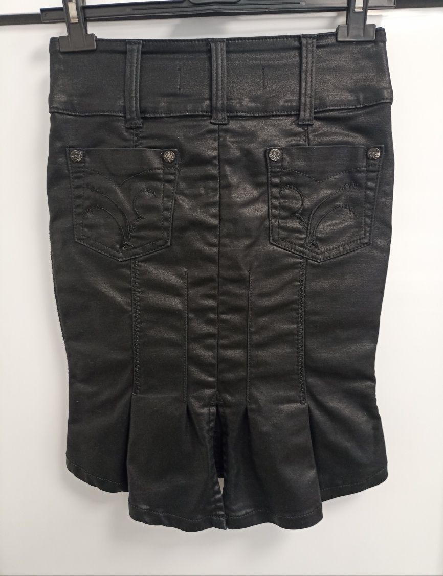 Пола One More Jeans, черна промазана