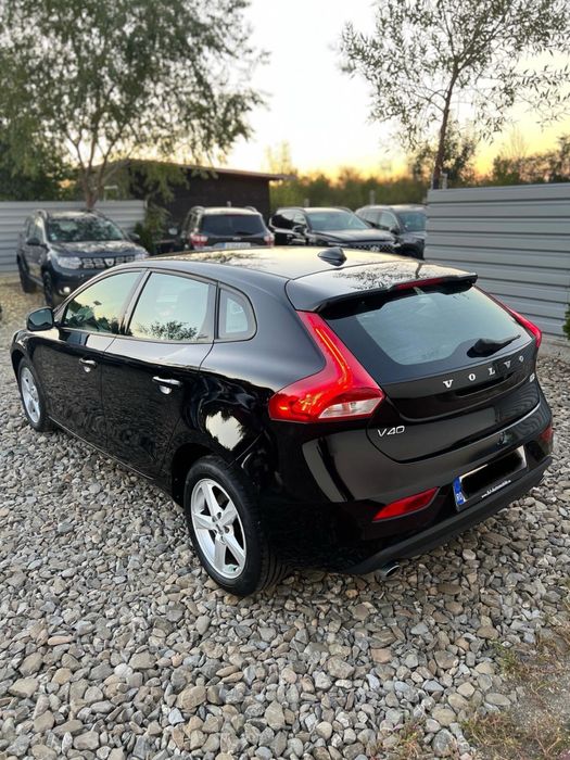 Volvo V40 diesel 2.0, avariat, AVARIATE