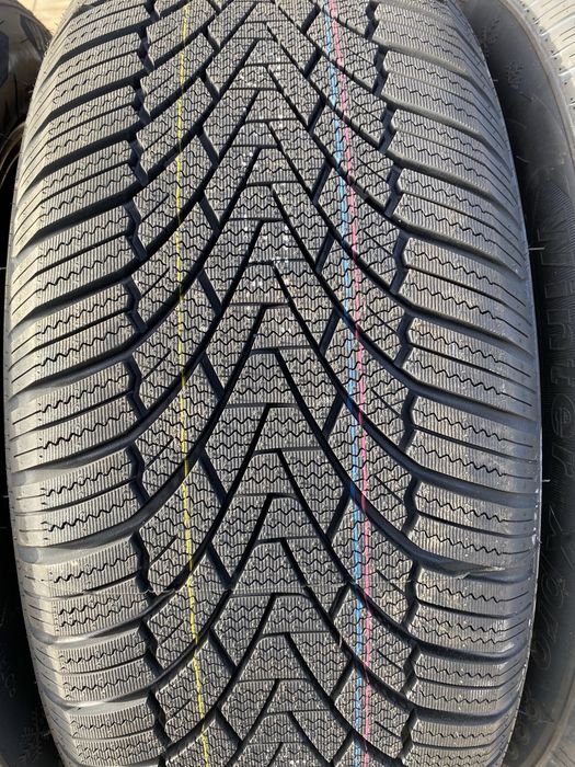 225/55/18 Зимни Нови Sonix