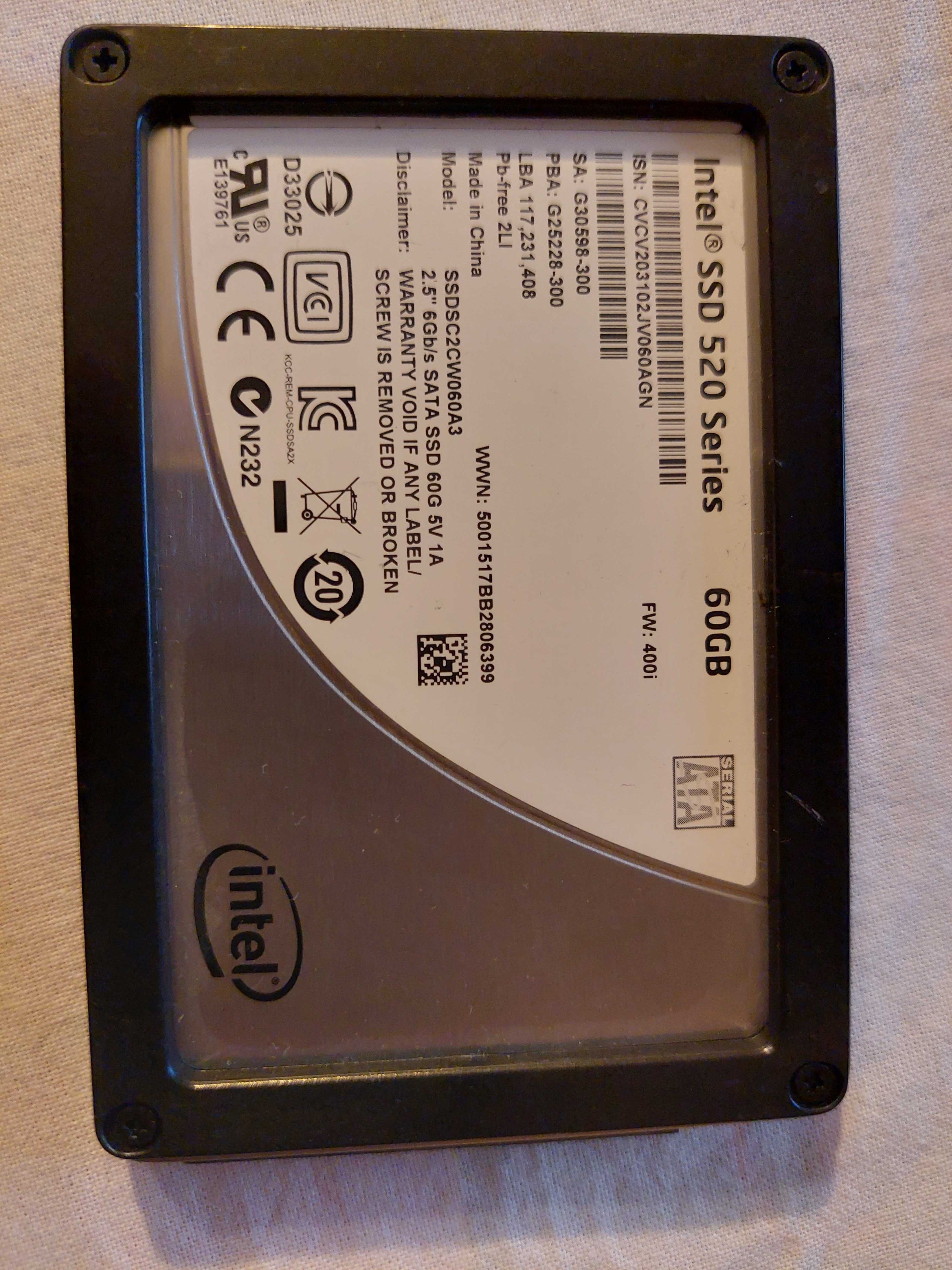 SSD Intel si Kingston, 60Gb