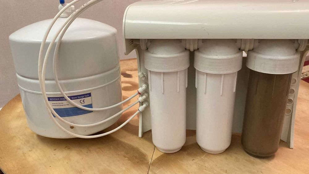 Продам фильтр для воды с обратным осмосом