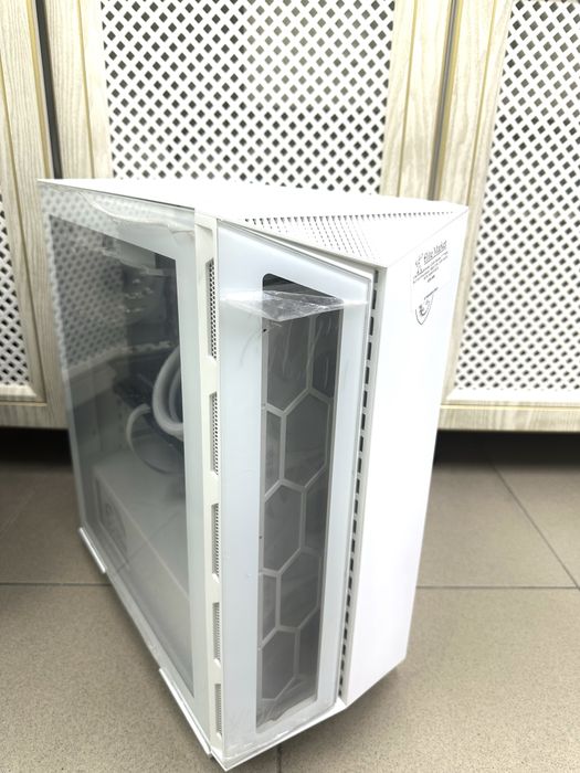 Системный блок AMD Ryzen 7 7700X 8-core Processor