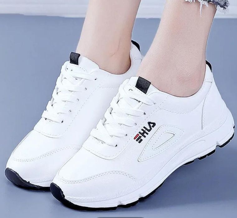 кроссовки женские