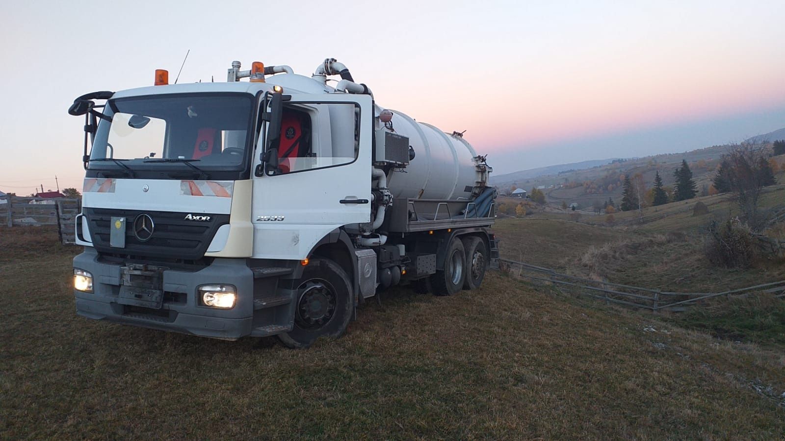 Vidanjare, Desfundare canalizare cu jet de apa, inspectie video