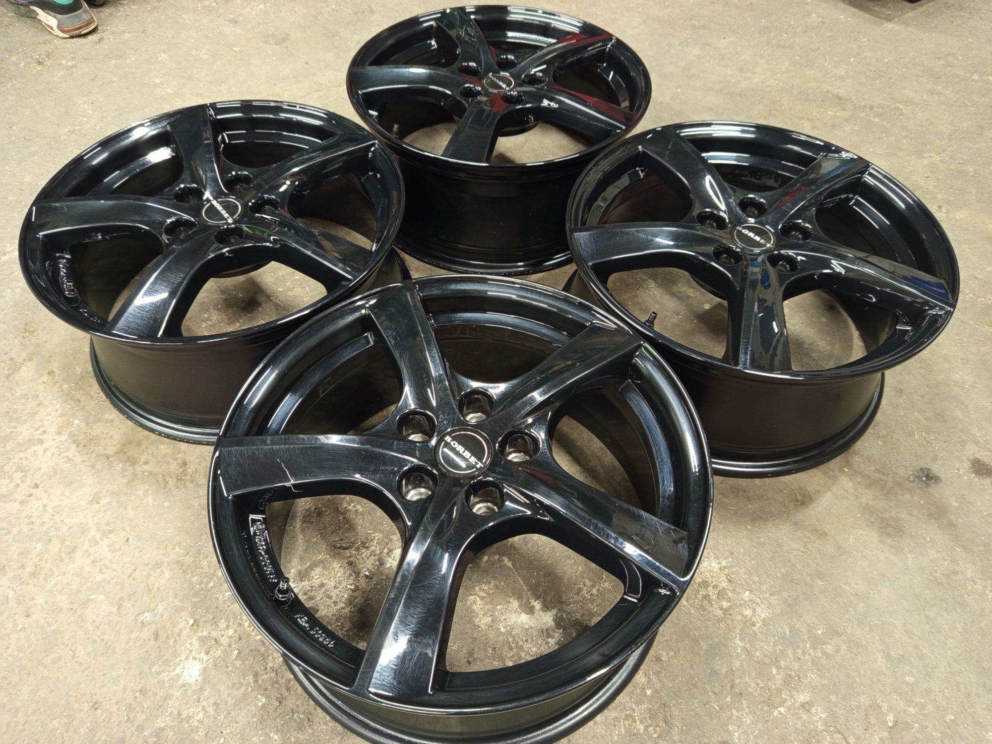 17" VW Skoda Audi Seat 5x112 Borbet Black