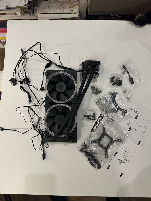Combo carcasa SFF Meshlicious alba si Cooler AIO Bitspower