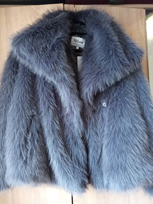 Haină de blană..
