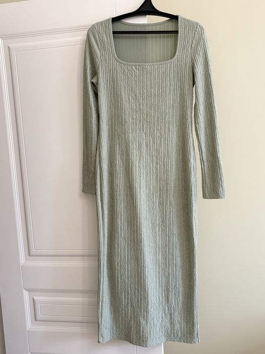 Продам одежду по 2000