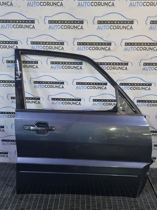 Usa Dreapta Fata Mitsubishi Shogun Pajero 2006 - 2011 SUV 4 Usi GRI (1096)