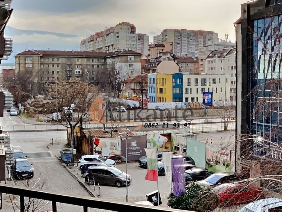 Продава се Двустаен апартамент в София, Център - 72 кв.м за 4098 €/кв.м - Снимка #7