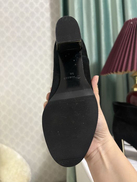 продам обувь замша