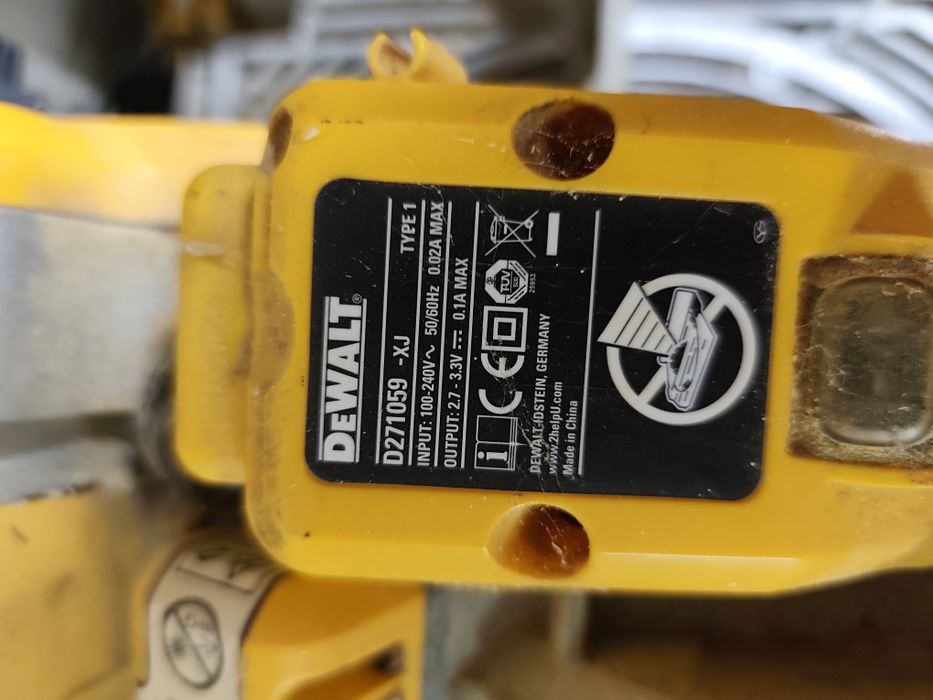 Комбиниран циркуляр пендула Dewalt