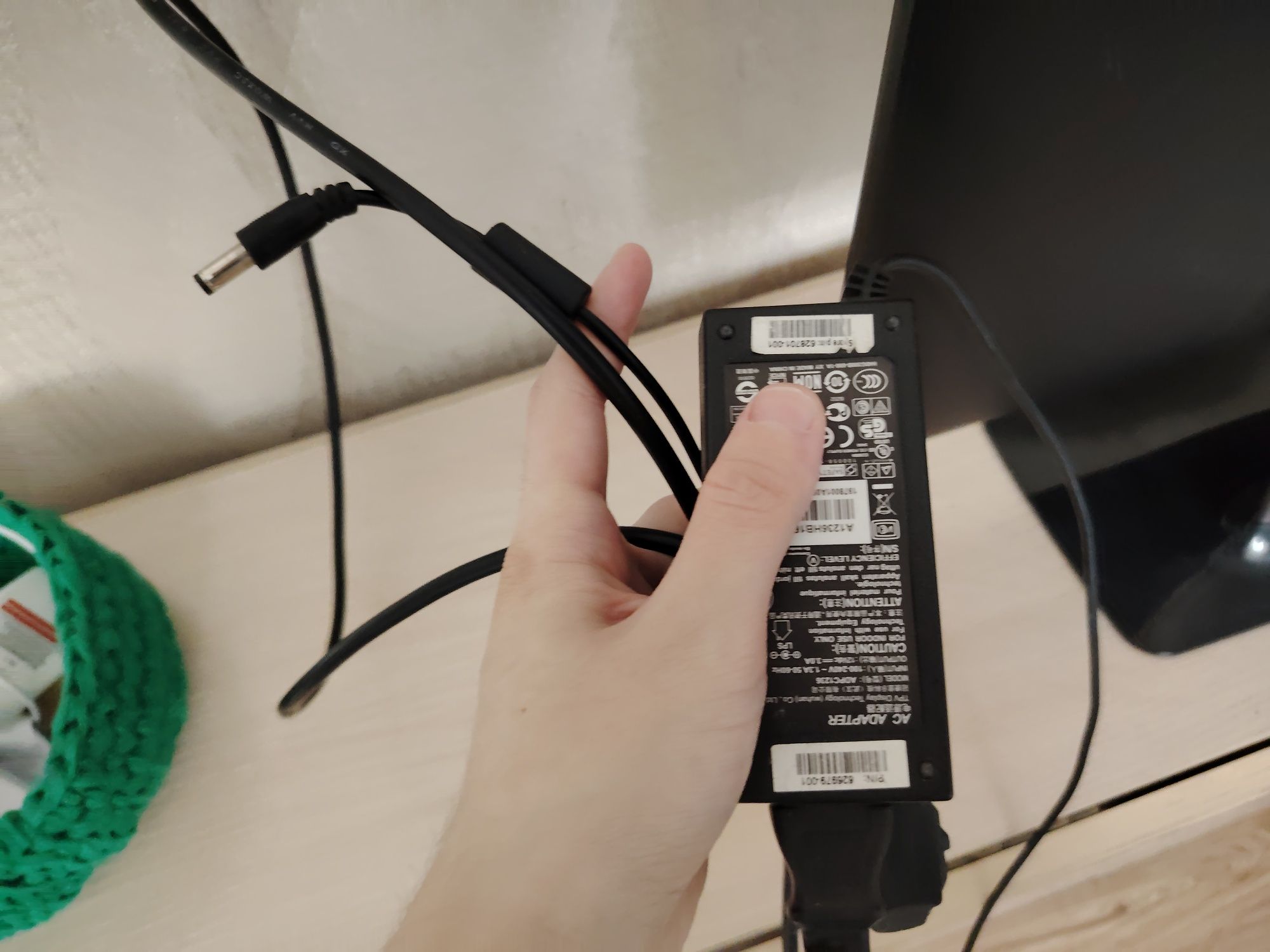 Монитор hp 20" vga/dvi