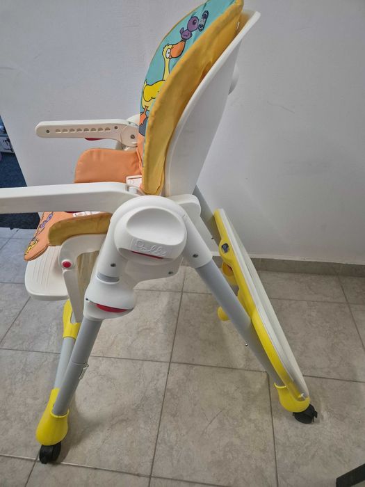 Scaun de masa bebeluși / copii