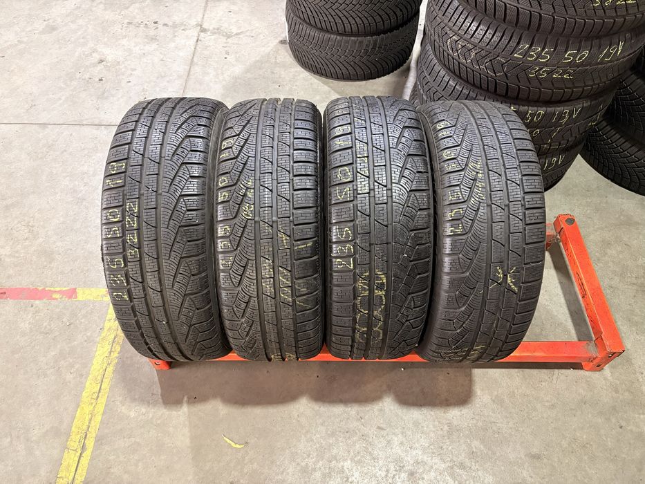 Anvelope iarna 235/50/19 Pirelli Sottozero 2 235 50 19 R 19