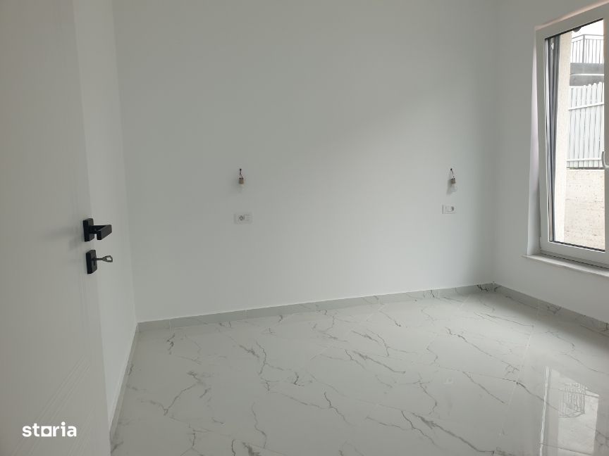 IASI– Valea Lupului– Casa plan parter cu 4 camere+ garaj- 460 mp teren