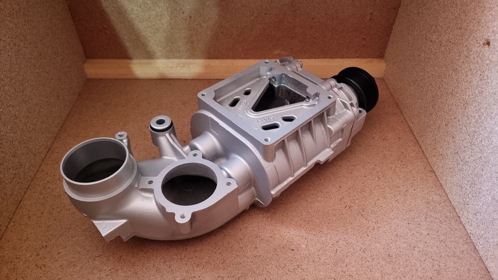 Компресор за мерцедес EATON M65