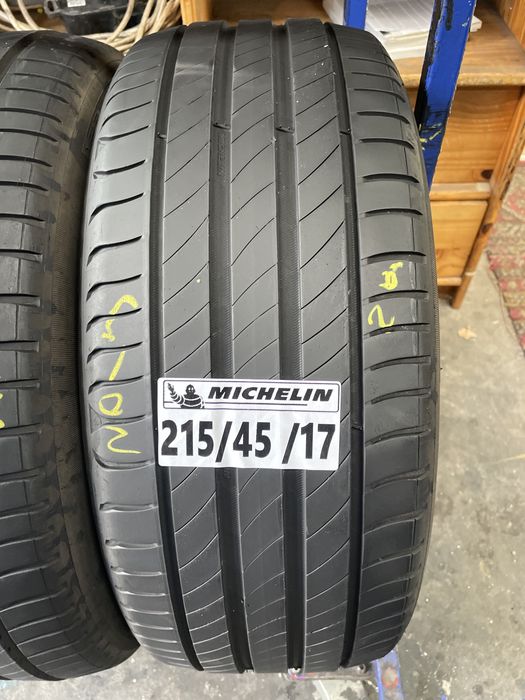 215/45/17 Michelin