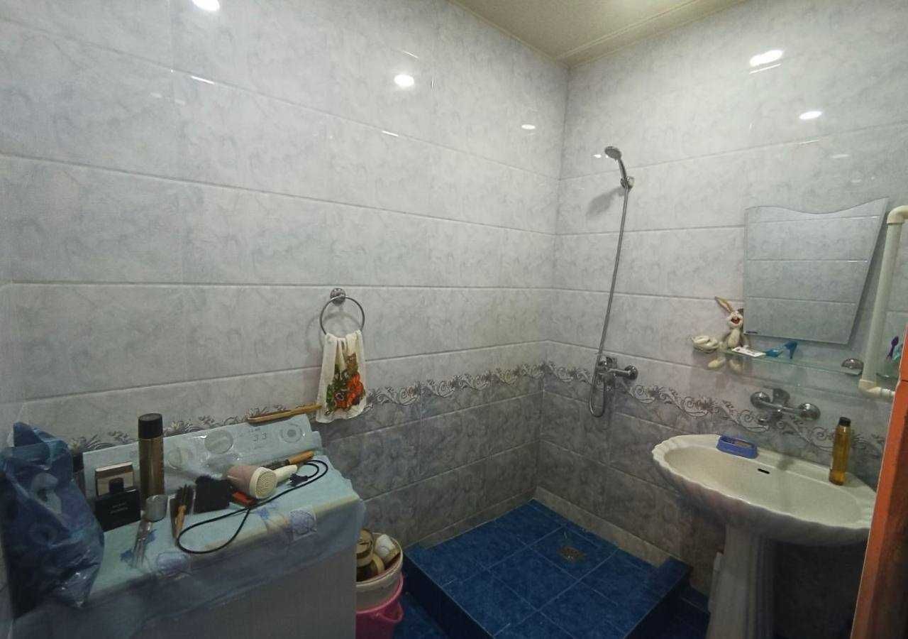 Коратош 2 хона 3 килинган 61м2 квартира сотилади!