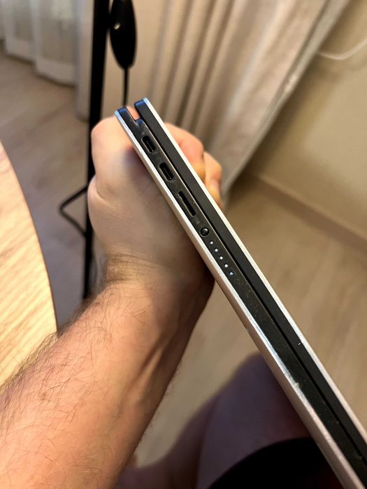 Dell XPS 15" 9575 2-in-1 (i5 8 256)