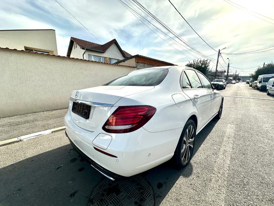 Mercedes E300e *67.000km* BussinessEdition*HibridPlugIn*Webasto*