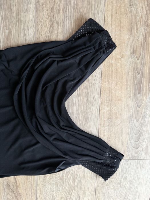 Rochie svurta neagra