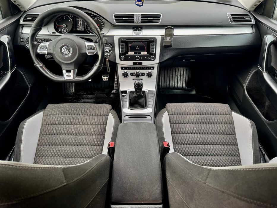 VW Passat B7 / R-Line / 2.0 TDI / 177 CP / An 2014 / Euro 6