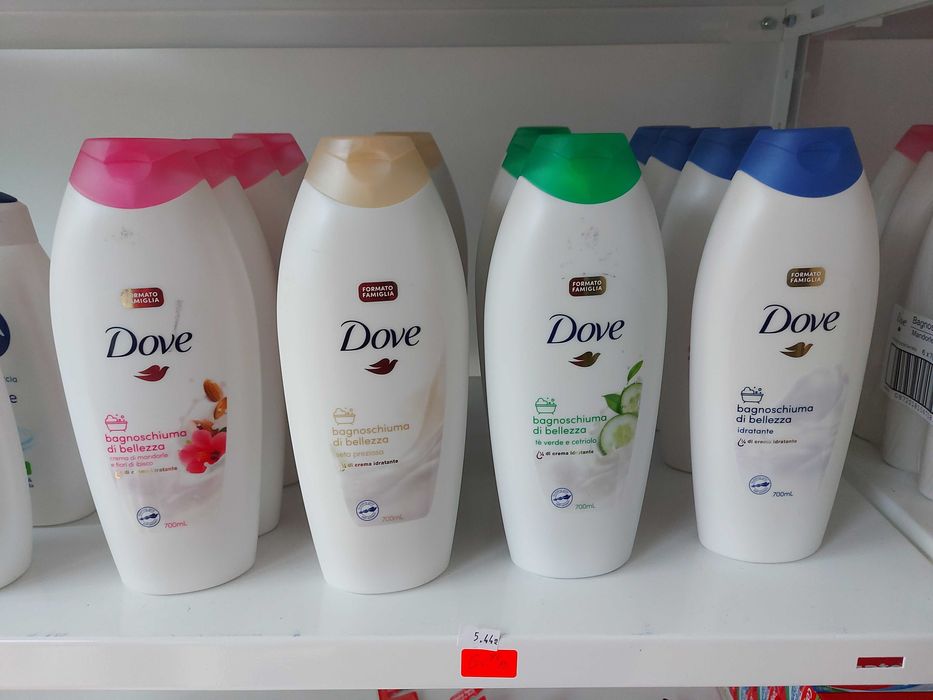 Душ гел Dove и Nivea