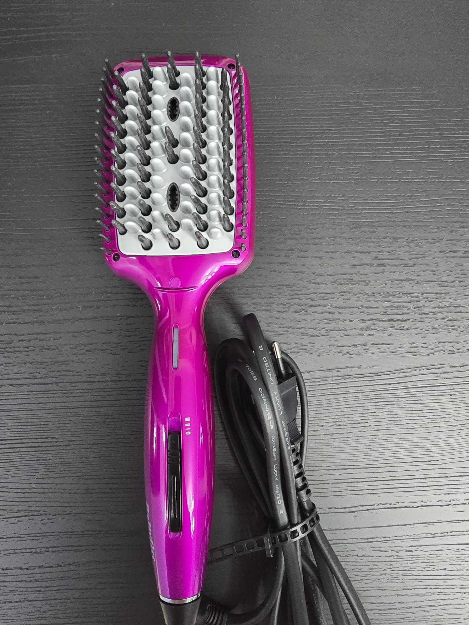 Babyliss perie pentru indreptat parul
