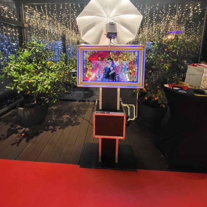 Cabina foto ,magic mirror, photobooth , oglinda magica