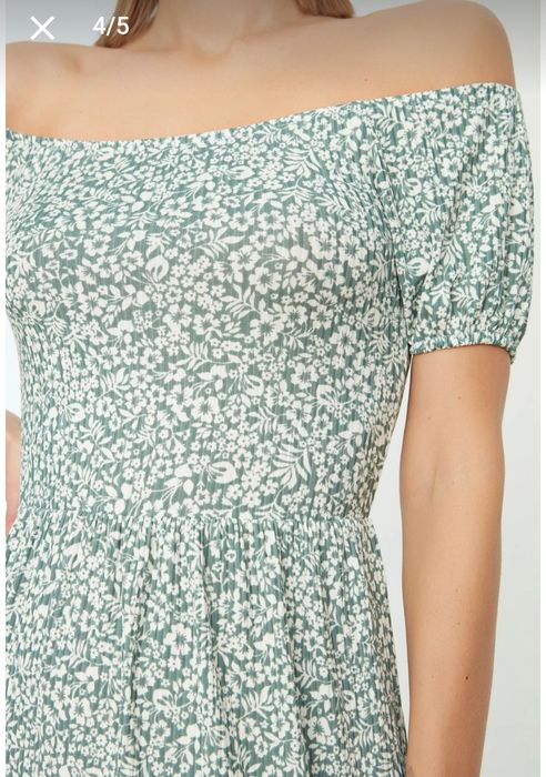 Rochie de vară din velur cu umeri lăsați