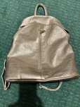 Rucsac piele, fermoar metalic defect