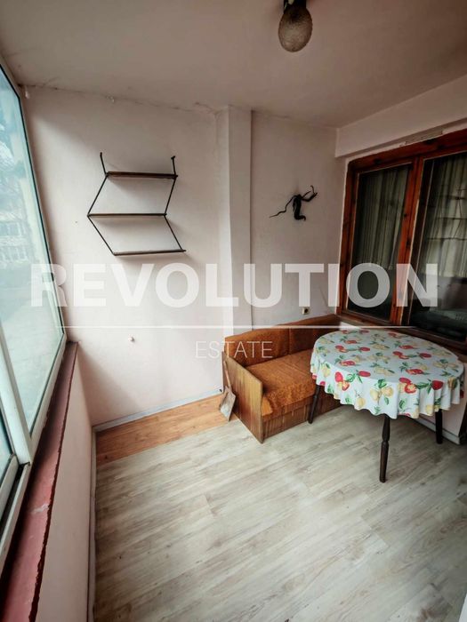 Дава се под наем Едностаен апартамент в Варна, Автогара - 45 кв.м за 200 € - Снимка #3