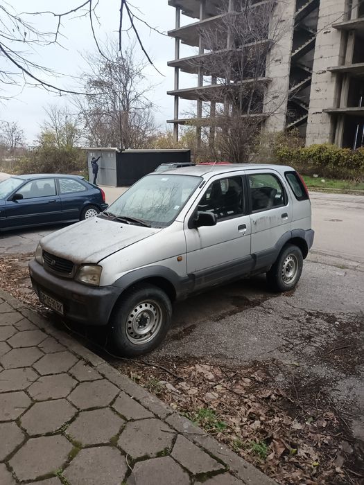 Продавам Джипка Деихатсу Териус