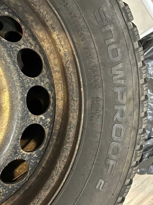 Vand roti complete de iarna 205/30 R16 Audi A4 B 8