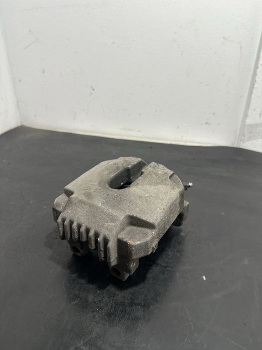 Etrier frana dreapta spate BMW Seria 5 E60 E61 525d